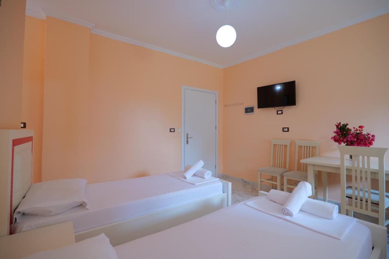 Aparthotel Genci