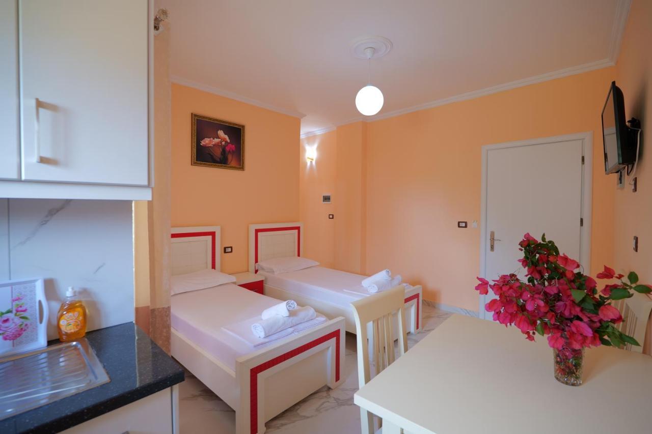 Aparthotel Genci